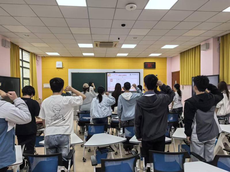 知产2501班开展四月主题团日活动