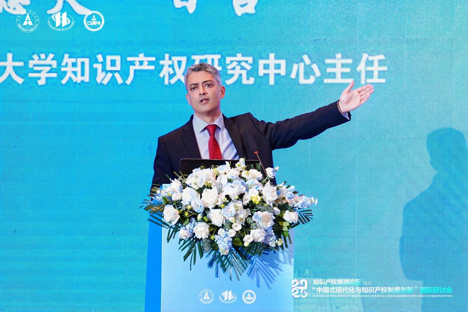 德夫·甘吉.jpg