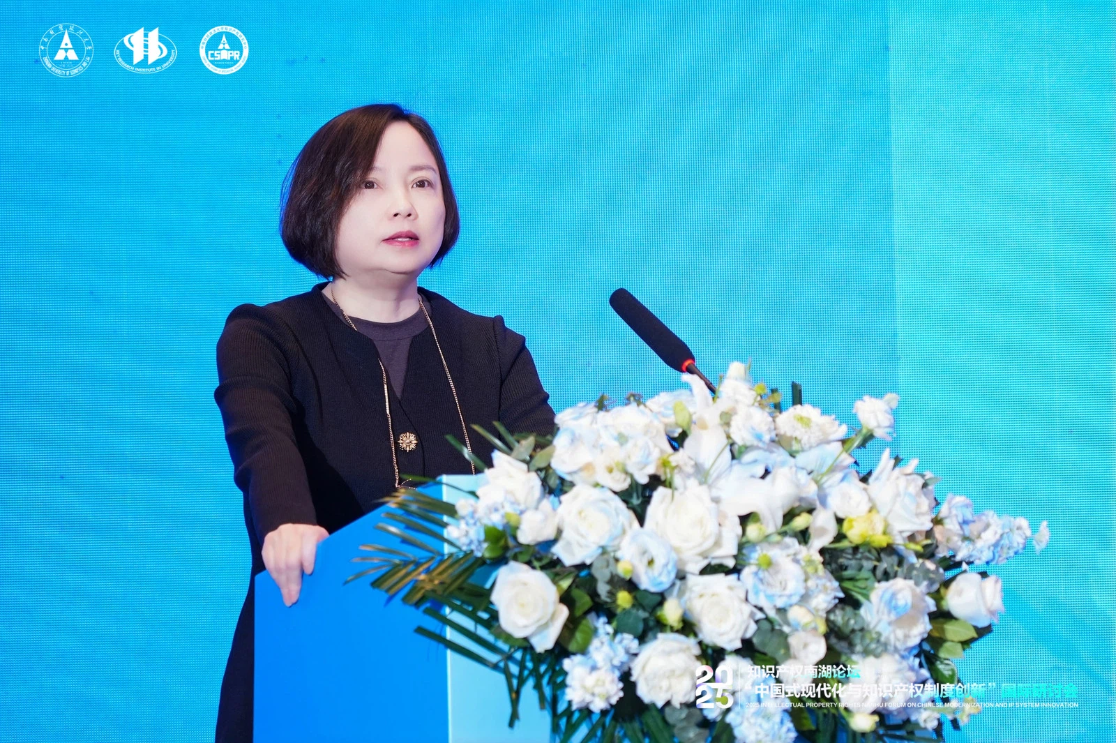 刘华.jpg